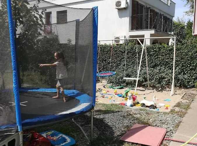 Cozy #2, With Terrace Apartman *